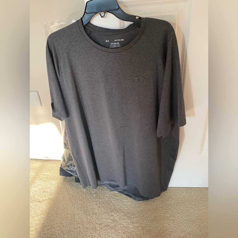 Under Armour Men’s t shirt size xxl